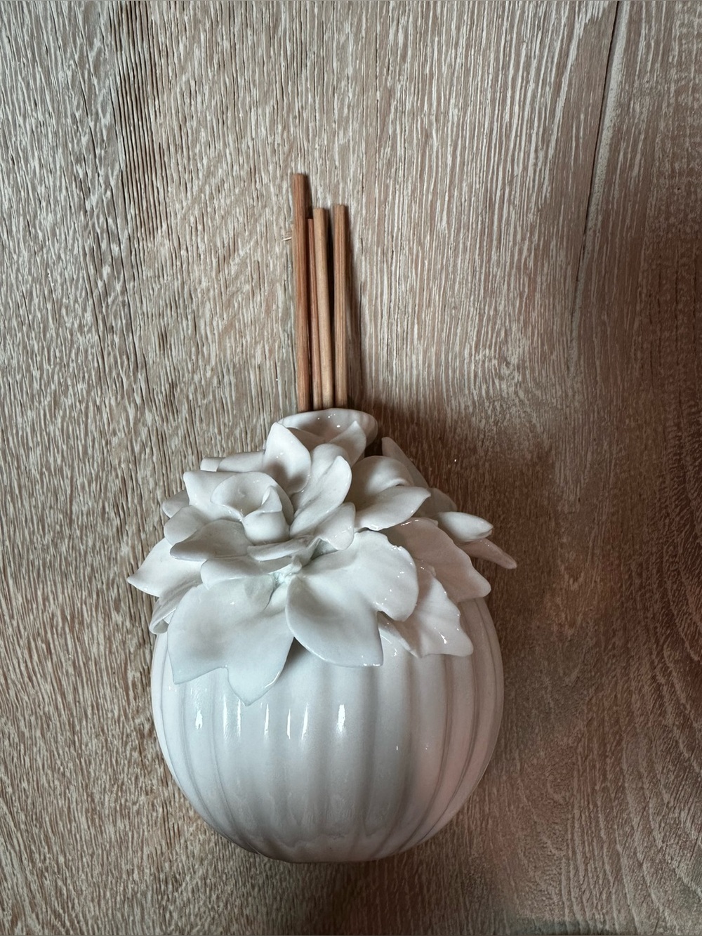 White Ceramic Floral Reed Diffuser Vase - Home Accents